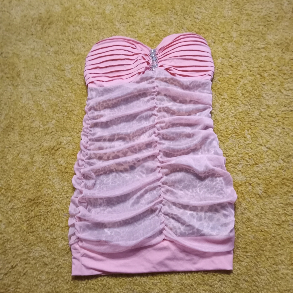 Body dress. Box 16.